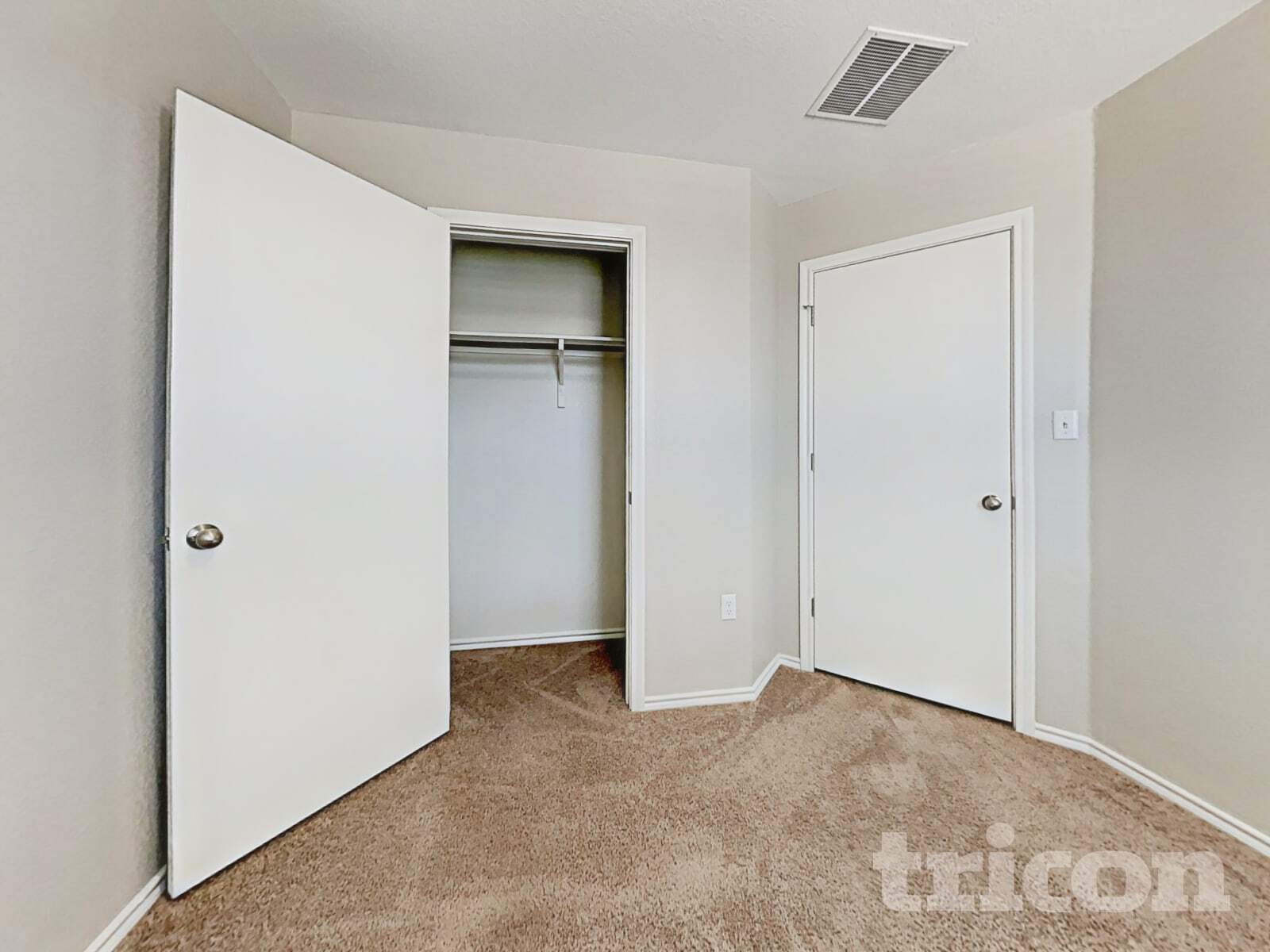 Building Photo - 15102 Verela Dr
