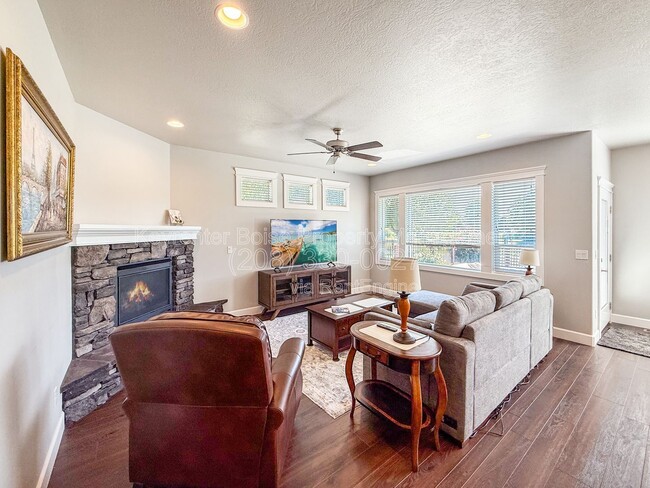 Building Photo - 9753 W Wildbranch Dr