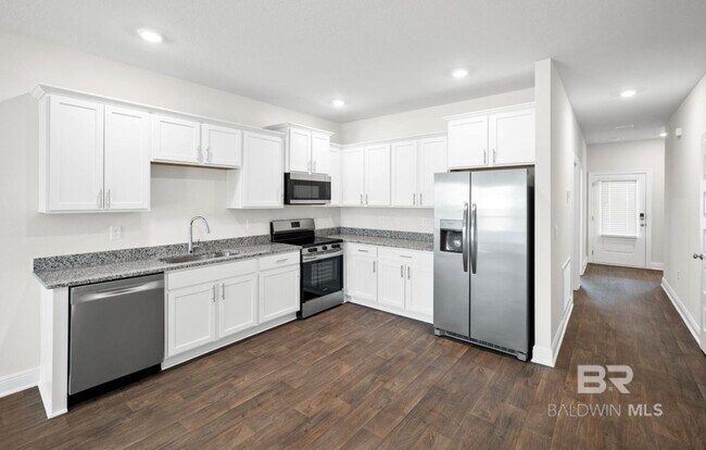 Building Photo - 13793 Shea Cir