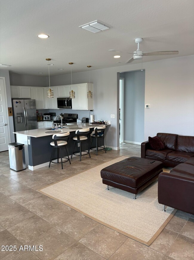 Building Photo - 8903 W Bethany Heights Dr