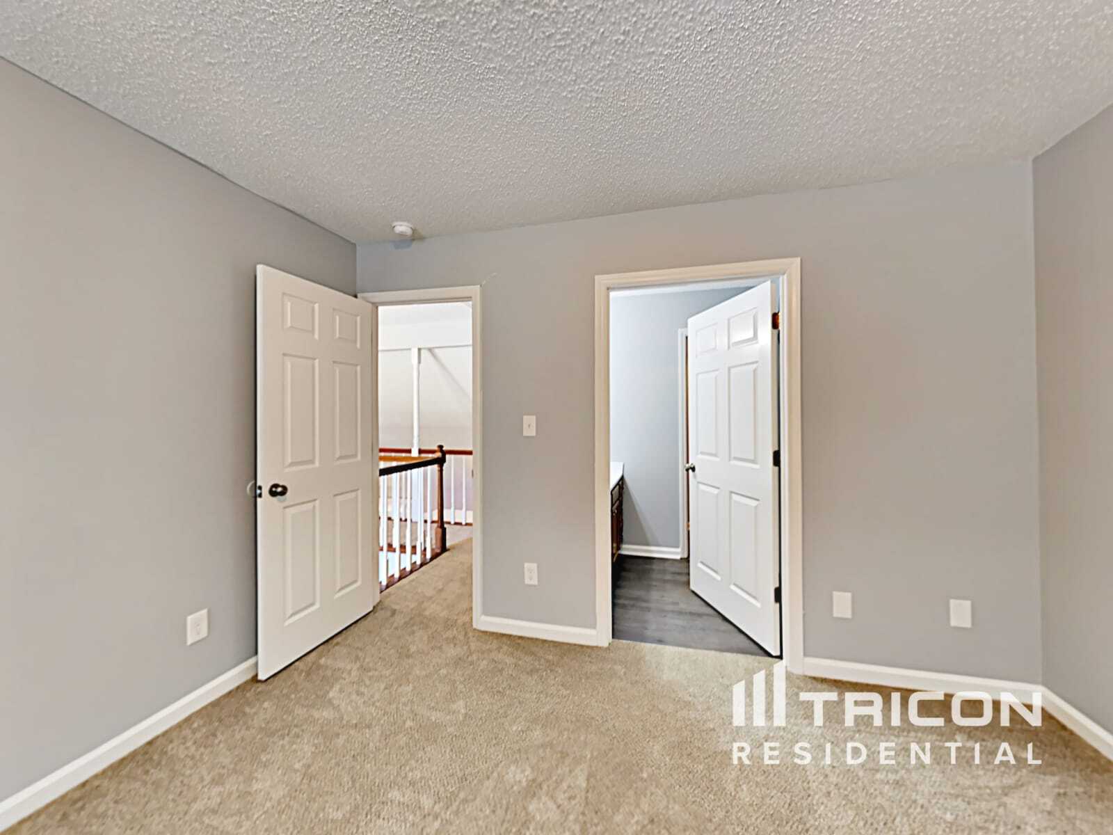 Building Photo - 1112 Thoroughbred Ln