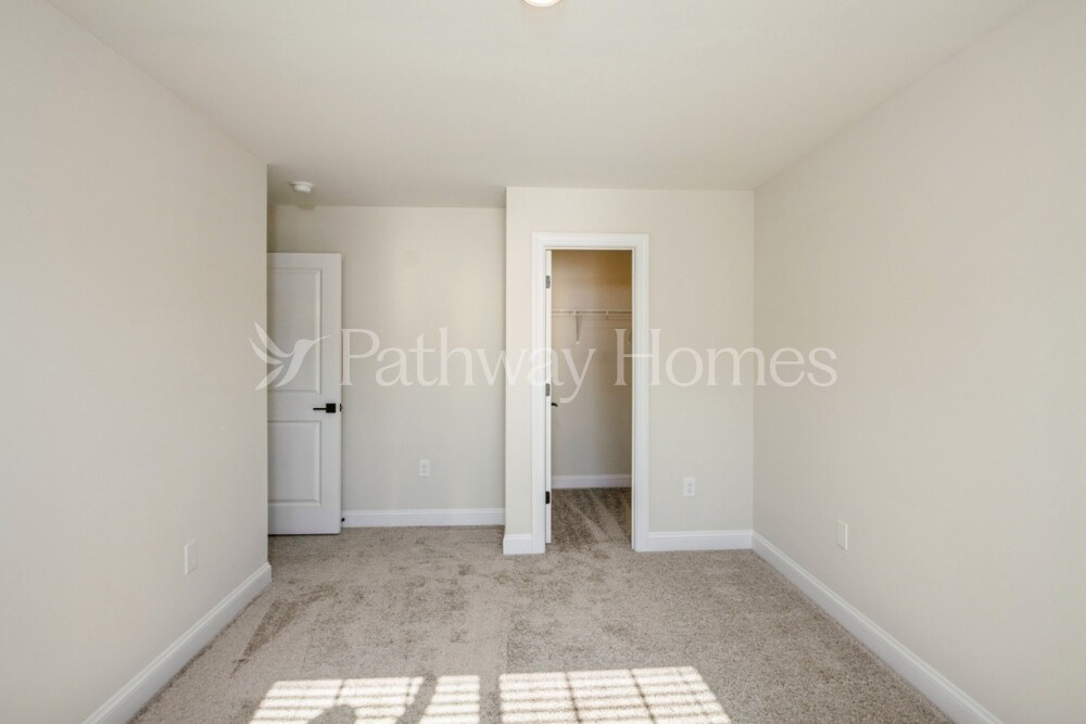 Building Photo - 118 Wembury Ln