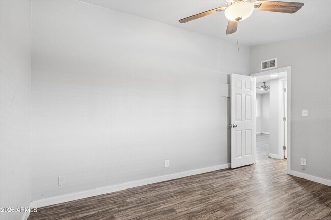 Building Photo - 449 N Williams