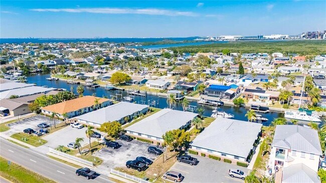 Building Photo - 1025 Apollo Beach Blvd