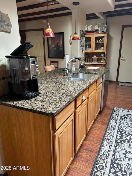 Building Photo - 1172 W Mountain View