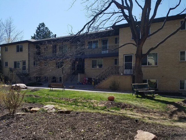 Building Photo - 202 Beaver Ct