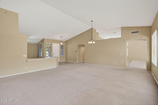 Building Photo - 8611 W Alex Ave