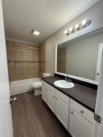 Building Photo - 9636 Stonewood Dr