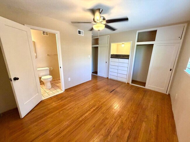 Building Photo - 785 Duke Cir