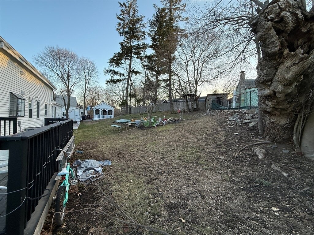 Building Photo - 170 Neck St