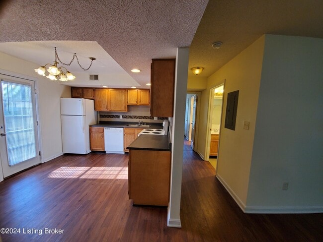 Building Photo - 6418 Venango Dr