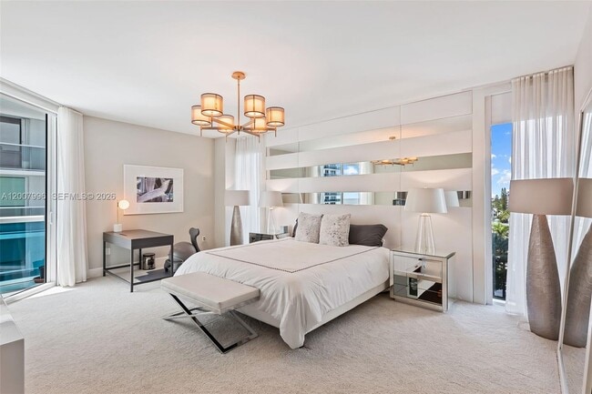 Building Photo - 2711 S Ocean Dr