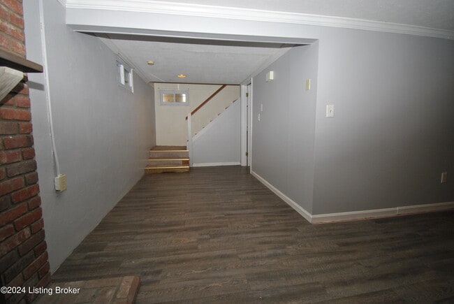 Building Photo - 1910 Janlyn Rd