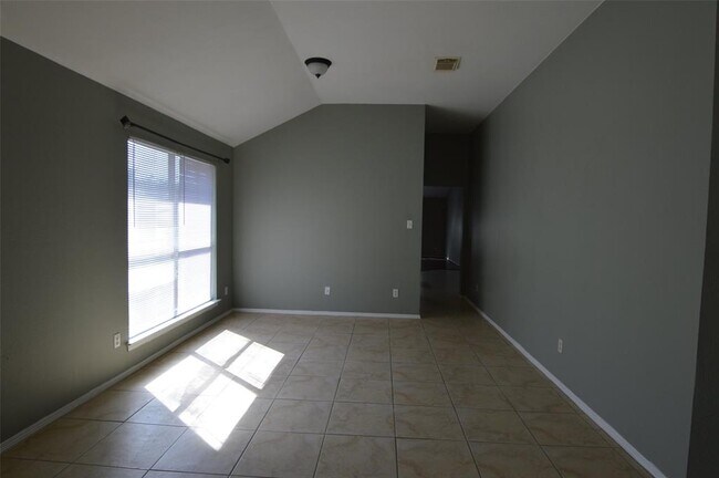 Building Photo - 24119 Wild Horses Ln