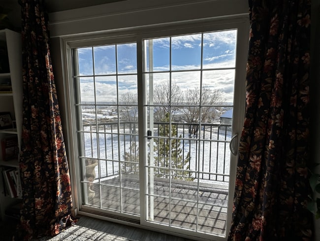 Building Photo - 115 Daybreak Ln