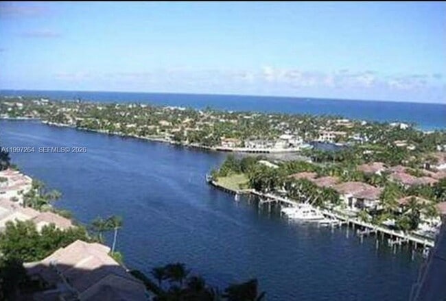 Building Photo - 19355 Turnberry Way