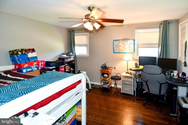 Building Photo - 5815 Arbroath Dr