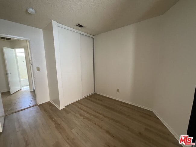 Building Photo - 13966 Green Vista Dr