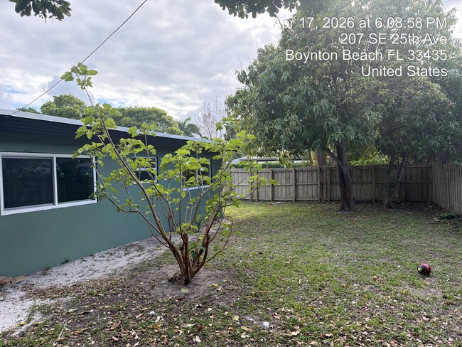 Building Photo - 207 Boynton Property