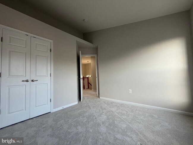 Building Photo - 5669 Faircloth Ct