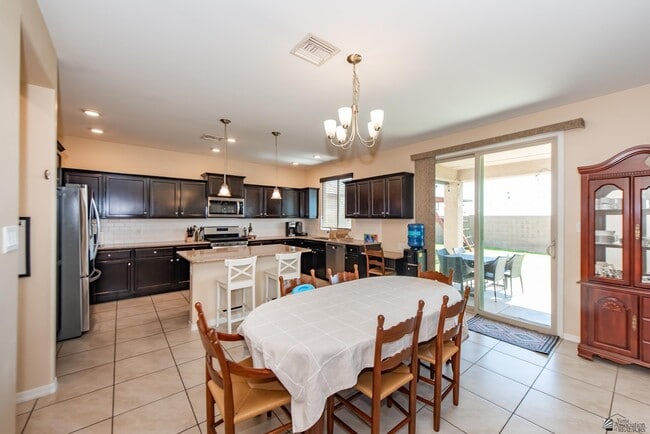 Building Photo - 6715 E 35th Rd