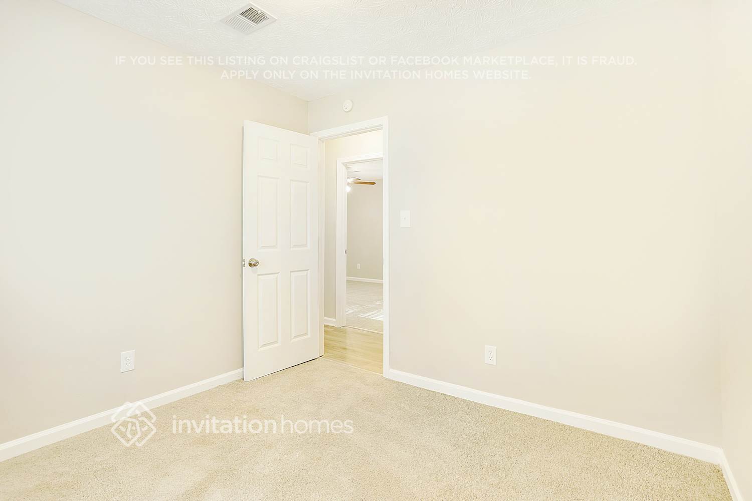 Building Photo - 3835 Wood Path Dr