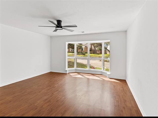 Building Photo - 7607 Meadow Oaks Dr