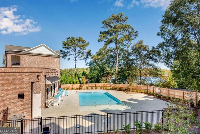 Building Photo - 501 Burton Dr
