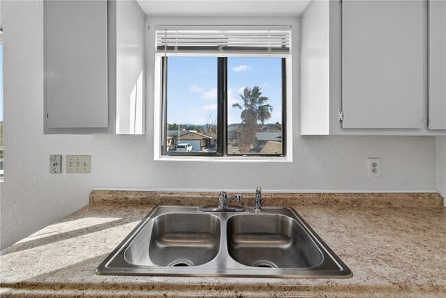 Building Photo - 3659 Wendell Ave