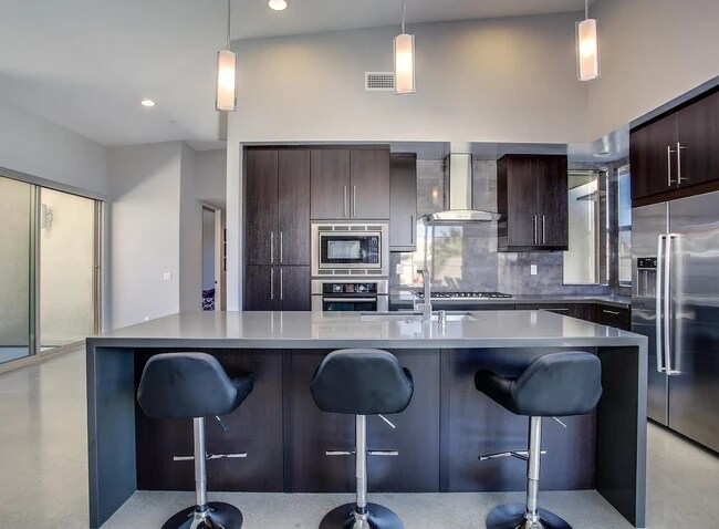 Building Photo - 1153 Solace Ct