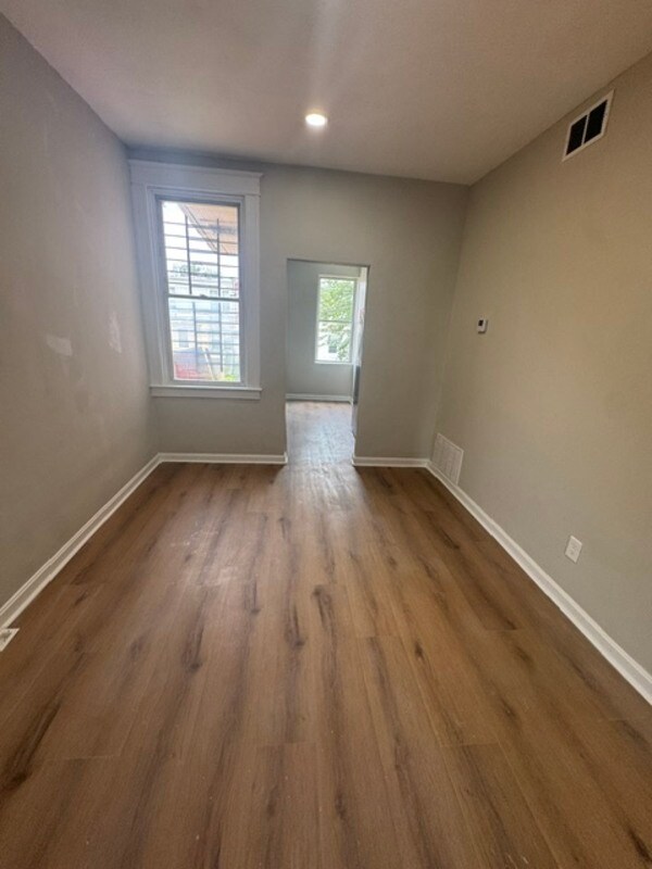 Building Photo - 2547 Park Heights Terrace