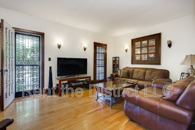 Building Photo - 5600 3rd St NW