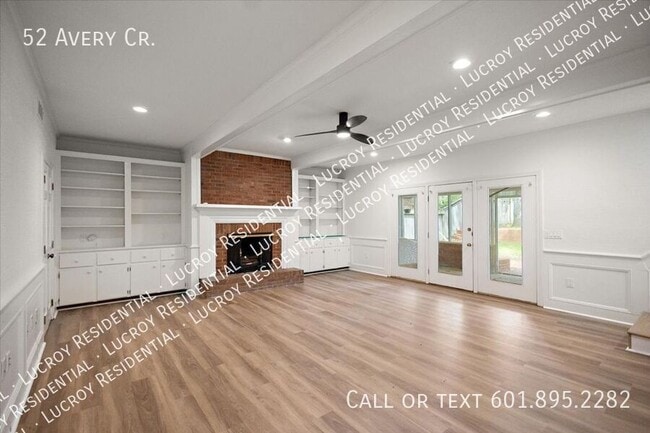 Building Photo - 52 Avery Cir