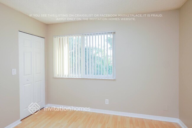 Building Photo - 4131 NW 62nd Dr