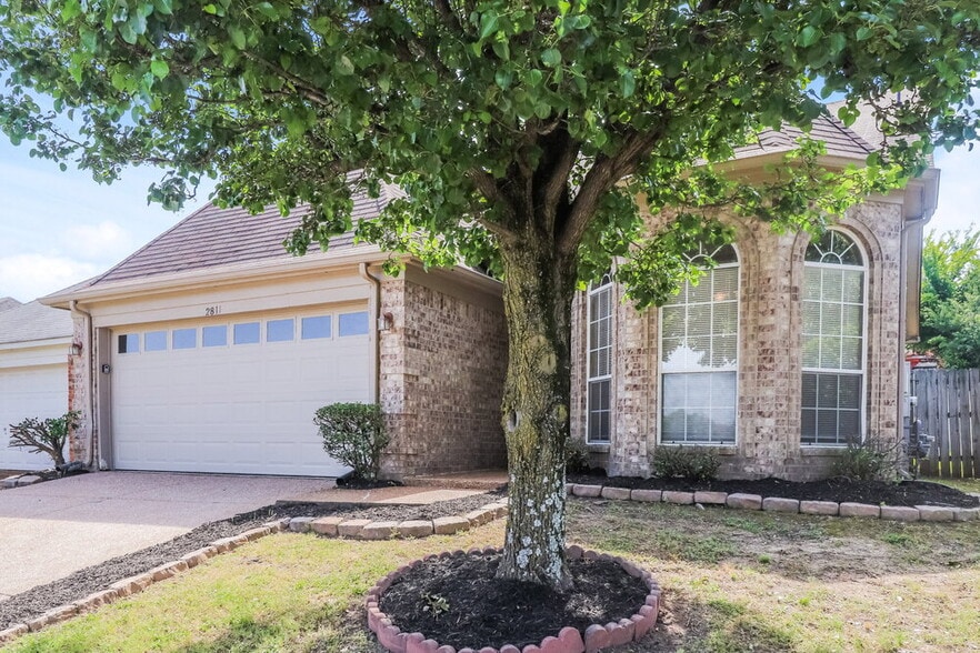 Building Photo - 2811 Misty Bay Dr
