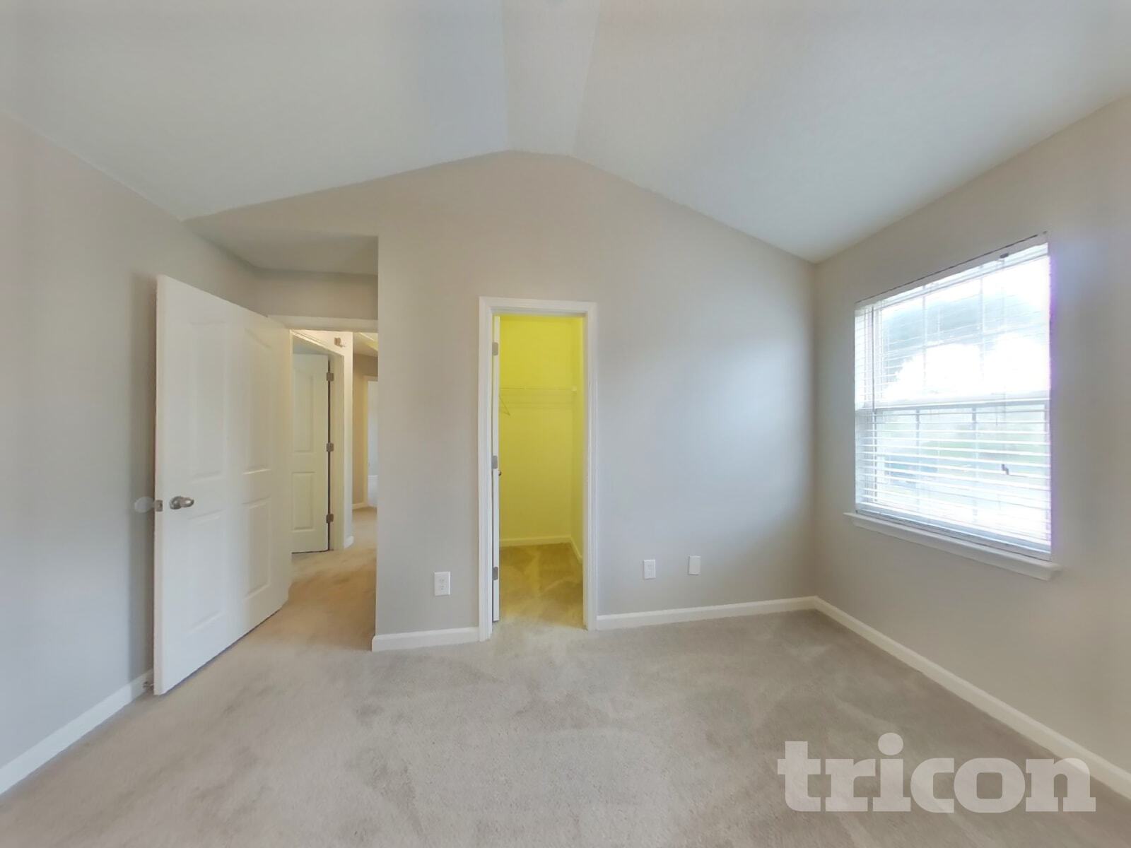 Building Photo - 5940 Briggs Dr