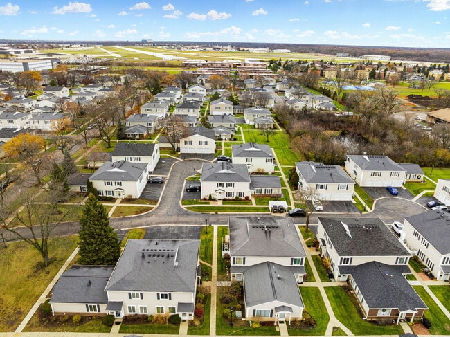 Building Photo - 1481 Quaker Ln