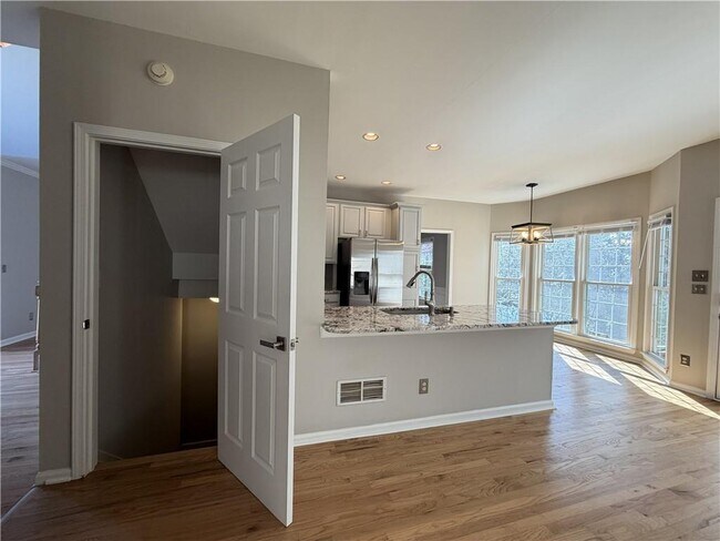 Building Photo - 4625 Ogeechee Dr