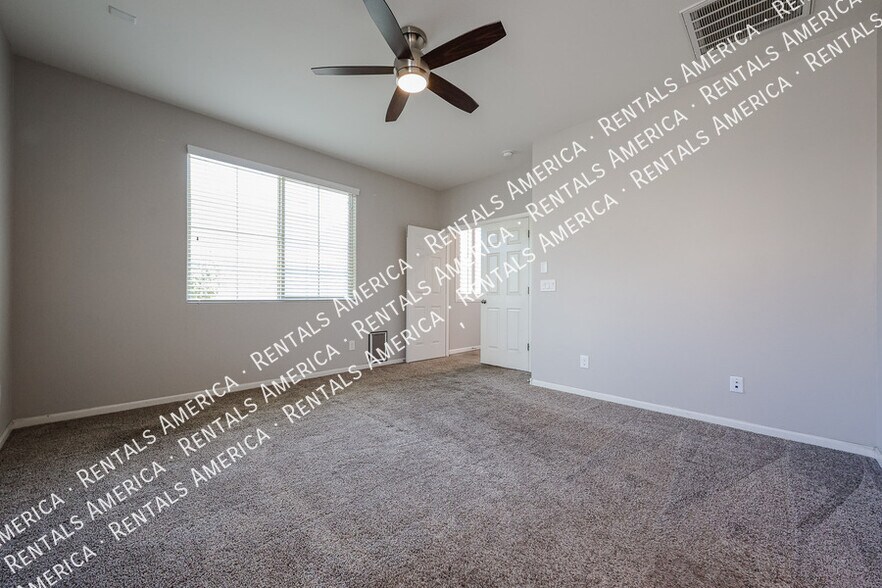 Building Photo - 3366 E Dogwood Pl