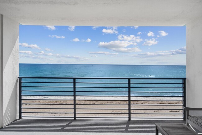 Building Photo - 900 Ocean Dr