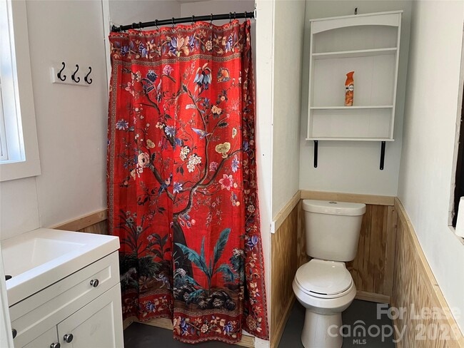 Building Photo - 1961 Cane Creek Rd