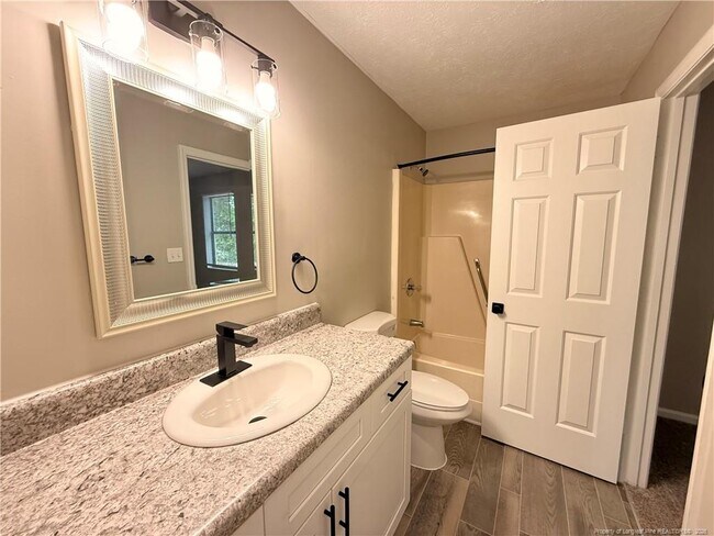 Building Photo - 4065 Professional Dr