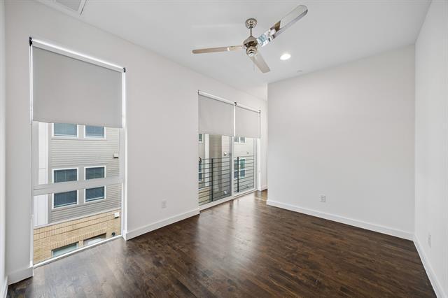 Building Photo - 4905 Live Oak St