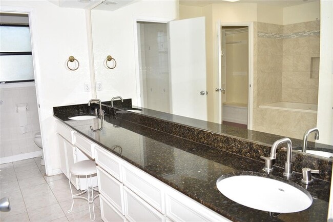 Building Photo - 5309 Doe Valley Ln