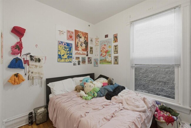 Building Photo - 3507 N Seminary Ave