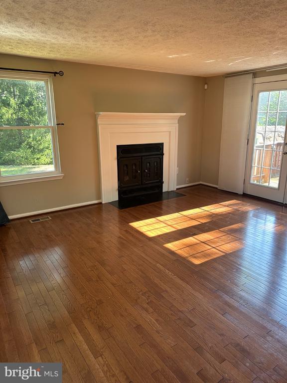 Building Photo - 15411 Norwalk Ct