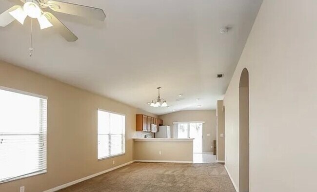 Building Photo - 7804 Maroon Peak Dr