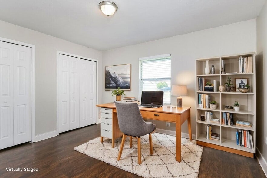 Building Photo - 264 Daisy Estates Dr