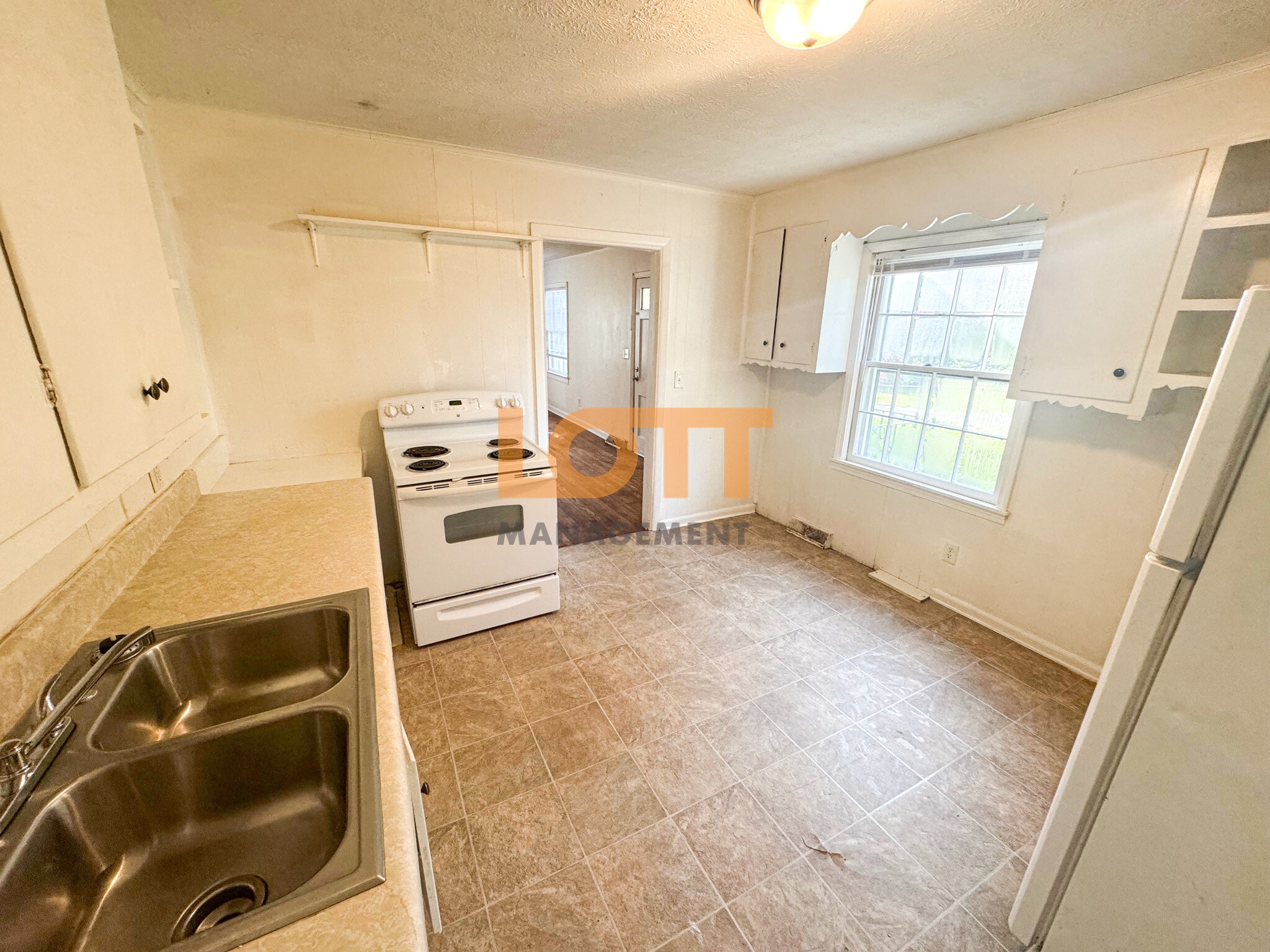 Building Photo - 126 Irene Cir
