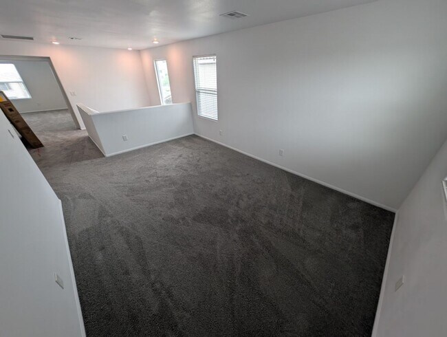 Building Photo - 10282 Massachusetts Ln